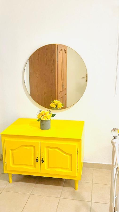 Colorful And Happy Apartment Sukosan - With Parking Extérieur photo