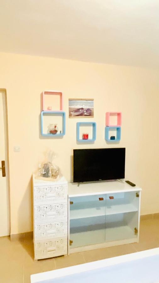 Colorful And Happy Apartment Sukosan - With Parking Extérieur photo