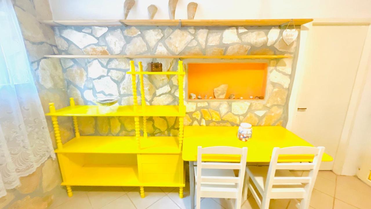 Colorful And Happy Apartment Sukosan - With Parking Extérieur photo